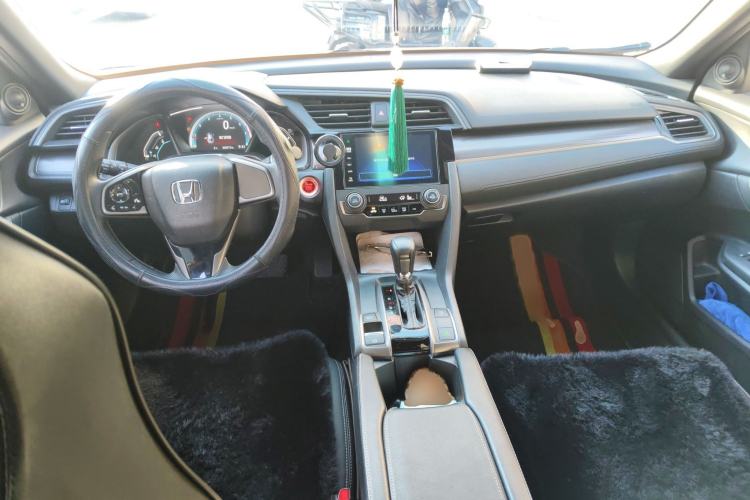 Used Honda Civic 2021 HATCHBACK 220TURBO CVT New Trendsetter
