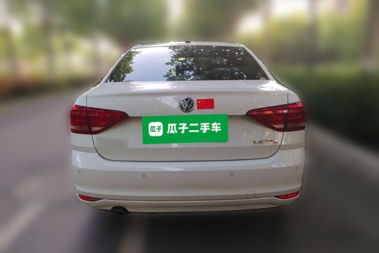 Used Volkswagen Lavida 2017 1.6L Manual Fashion Edition