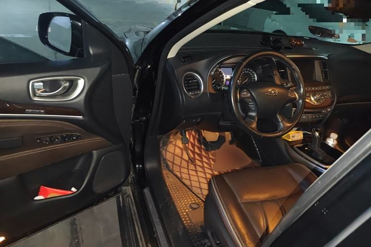 Used Infiniti QX60 2018 2.5 S/C Hybrid Two-Wheel-Drive Champion Family Edition
