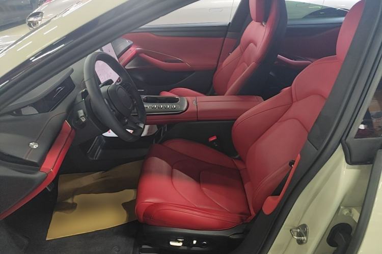 Used Xiaomi Auto SU7 2024 Four-Wheel-Drive Max Founder's Edition
