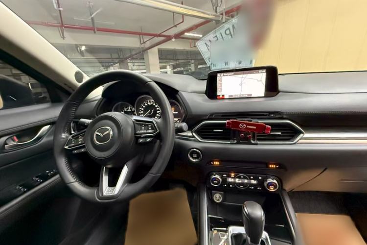 Used Mazda CX-5 2020 2.5L Automatic 4x4 Flagship Edition Interior 3