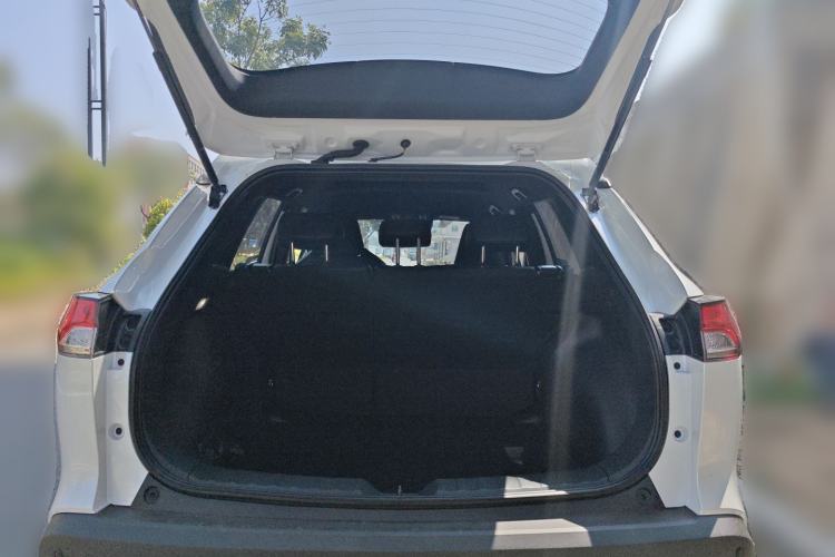 Used Toyota Corolla Cross 2026 Model 2.0L Pioneer Edition
