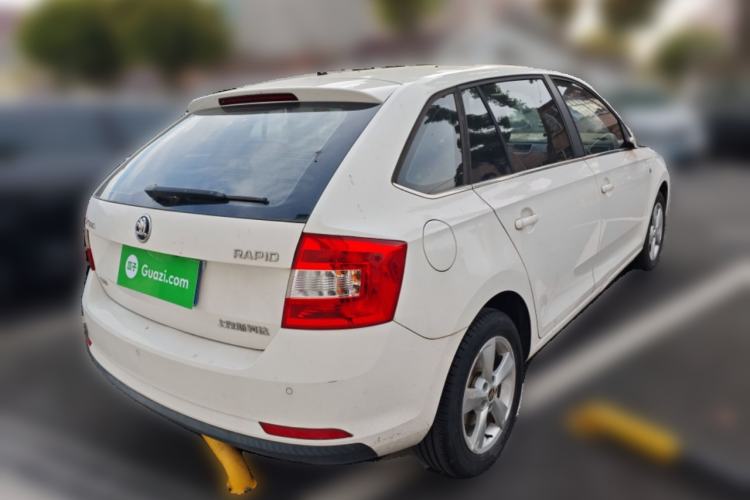 Used Skoda Rapid Spaceback 2016 Revised 1.6L Automatic Chuanxing Version Rear Right 45 Deg