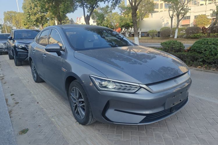Used BYD Qin PLUS 2024 Honor Edition EV 420KM Leading Model
