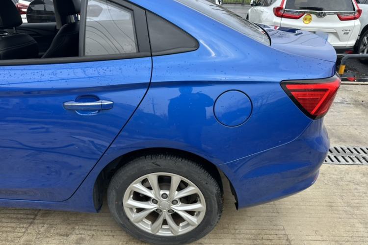 Used Roewe i5 2019 1.5L Manual 4G Connected Langyue Edition
