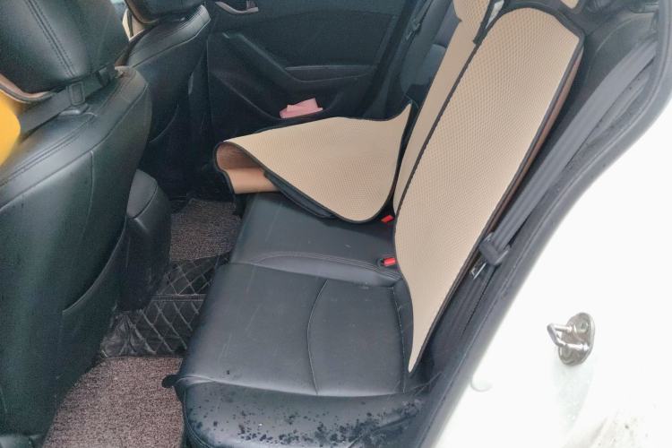 Used Mazda 3 Axela 2017 Sedan 1.5L Automatic Comfort Model Emission Standard China V Left Rear Seat