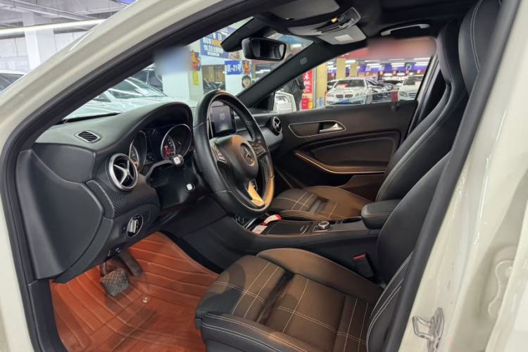 Used Mercedes-Benz A-Class (Import) 2016 A 200 Fashion Model