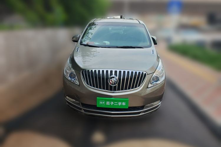 Used Buick GL8 2011 2.4L LT Luxury Business Executive Edition Front