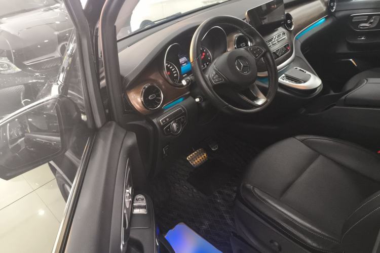 Used Mercedes-Benz V-Class 2020 V 260 Prestige Edition
