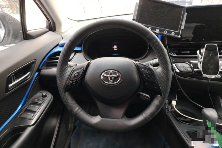 Used Toyota C-HR 2023 2.0L Comfort Edition Steering Wheel