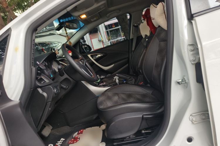 Used Buick GT 2014 XT 1.6L Automatic Fashion Edition