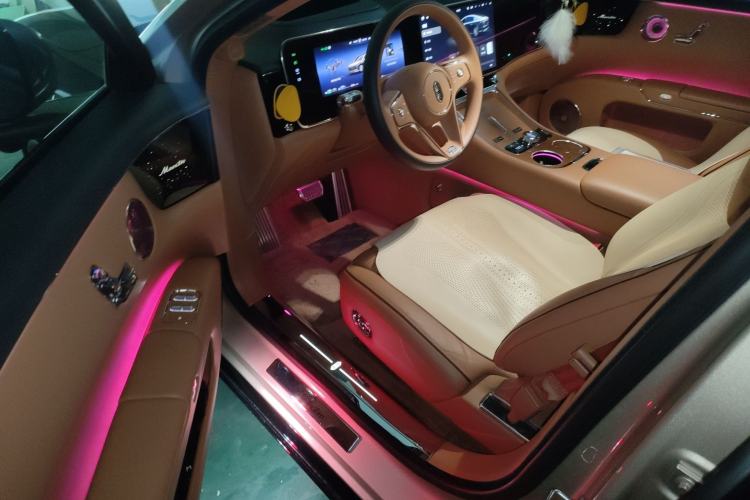 Used Hima S800 2025 Model, Range-Extended Starlight Premium Edition, 5 Seats