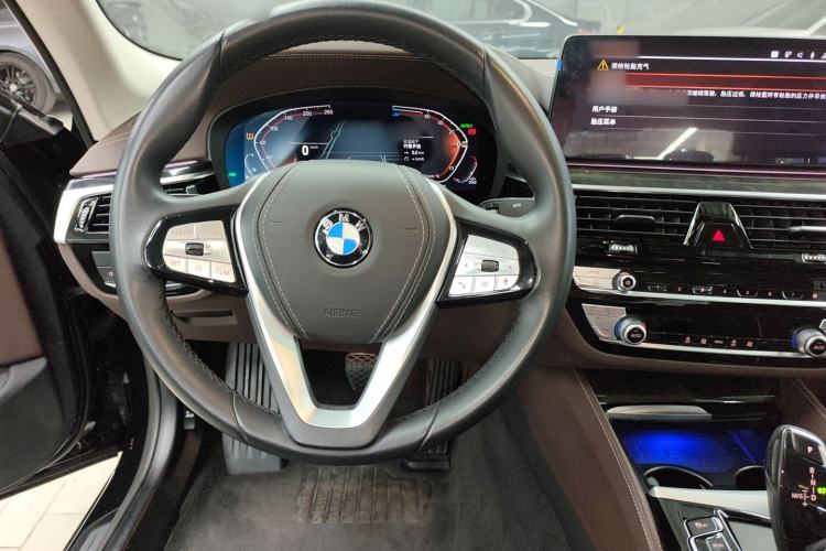 Used BMW 5 Series 2022 Second Facelift 525Li Luxury Package