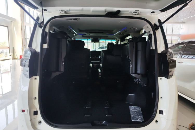 Used Toyota Vellfire 2023 Crown Dual-Engine 2.5L HV Luxury Edition