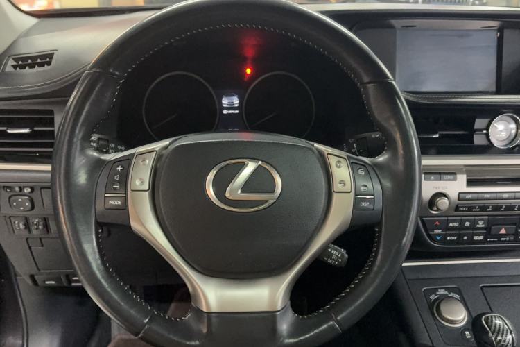 Used Lexus ES 2014 250 Elite Edition
