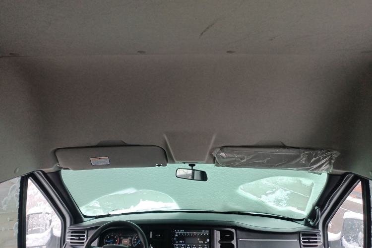 Used JMC Fushun 2022 2.0T Manual Multi-Function Passenger Vehicle Mid-Range High Roof 6-7 Seats