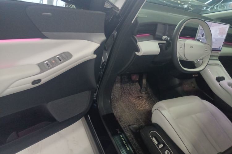 Used XPeng X9 2024 610 Long-Range Pro
