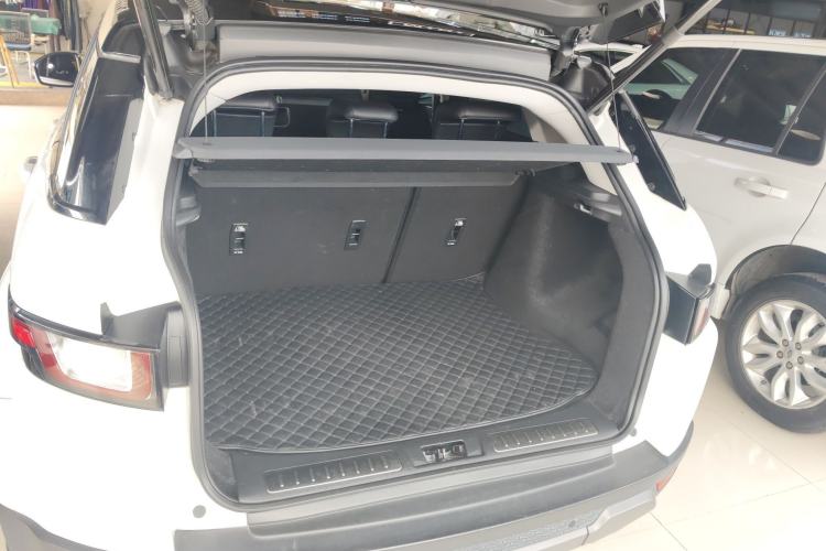 Used Land Rover Range Evoque 2018 240 PS SE Smart Brilliance Edition