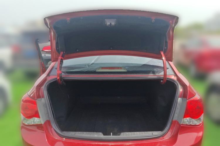 Used Chevrolet Cruze 2013 1.6L SL Grand Edition Automatic Trunk