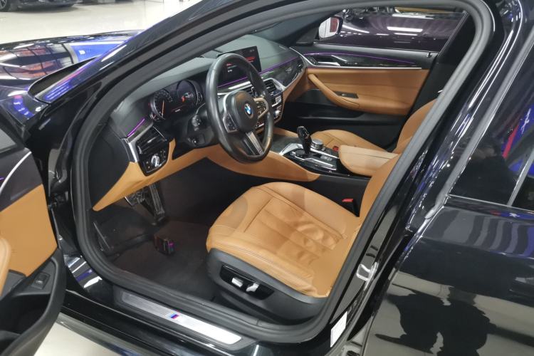 Used BMW 5 Series 2018 530Li Luxury Edition M Sport Package
