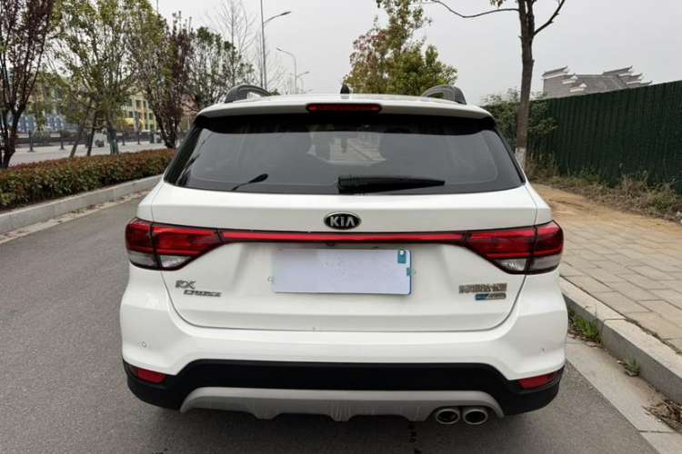 Used Kia KX Cross 2017 1.4L AT GLS
