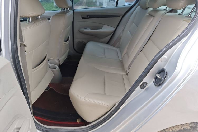 Used Honda City Classic 2012 1.5L manual Comfort version