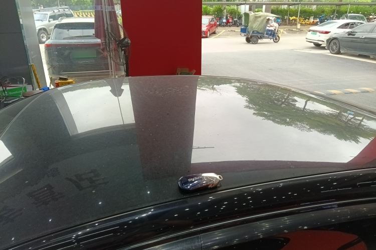 Used XPeng P7 2024 P7i 550 Pro Roof