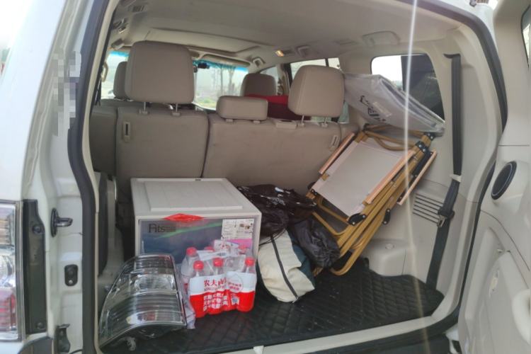 Used Mitsubishi Pajero  Trunk