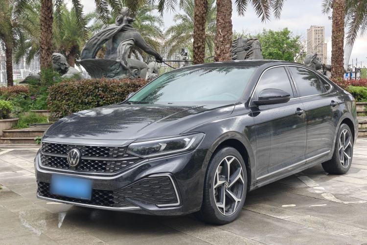 Used Volkswagen Passat 2025 Outstanding Model 330TSI Starry Elite Edition