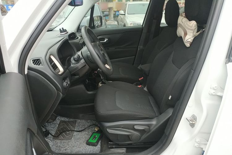 Used Jeep Renegade 2018 Connected Large Screen Version 180T Automatic High-Energy Edition