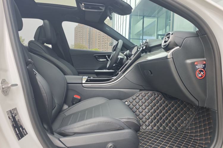 Used Mercedes-Benz C-Class 2022 Restyled C 260 L Sport Edition Interior 11