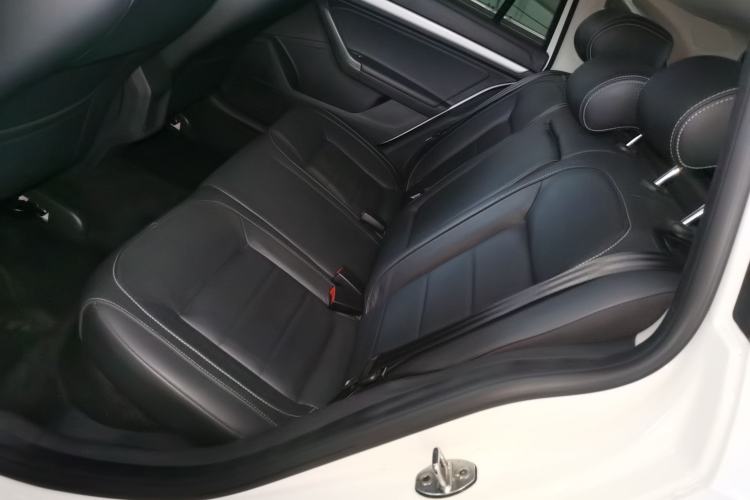 Used Volkswagen Gran Lavida 2015 1.6L Automatic Comfort Edition Left Rear Seat