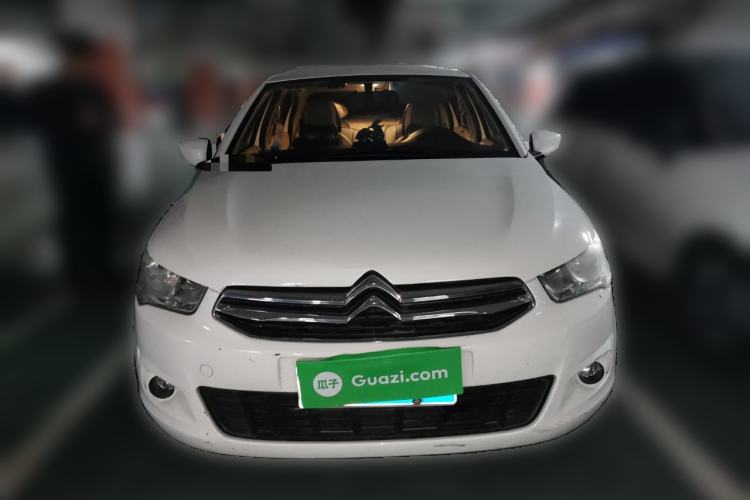 Used Citroen Elysee 2015 Zhishang Edition 1.6L Manual Fashion Model