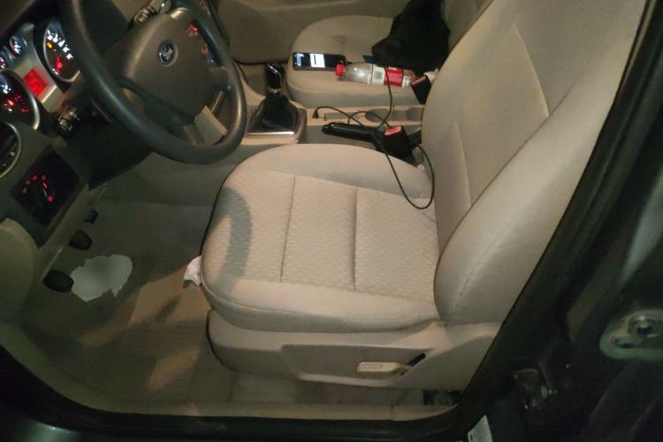 Used Ford Focus 2012 Sedan Classic 1.8L Manual Base Model Left Front Seat