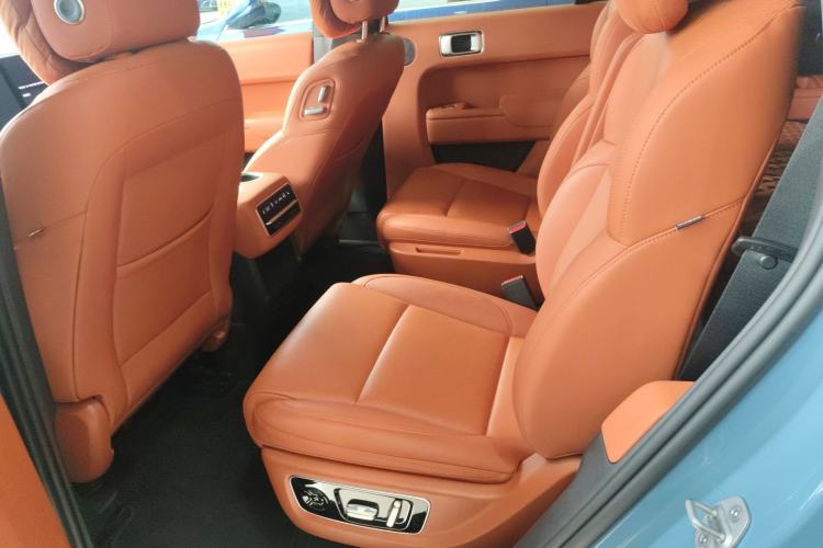 Used Li Auto L8 2023 Max model