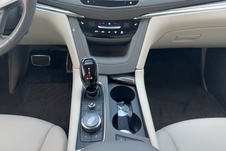 Used Cadillac XT5 2022 2.0T Four-Wheel Drive Luxury Version (Hummingbird Edition)
