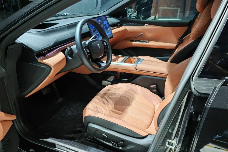 Used Deepal L07 2025 300Ultra with DeepBlue Intelligent Driving AD PRO Extended-Range Version
