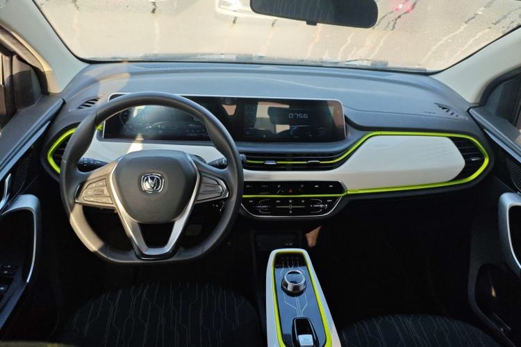 Used CHANGAN OSHAN Benni E-Star 2020 Heartbeat Edition NMC Lithium Center Console