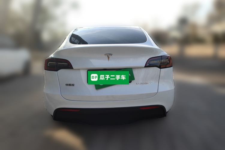 Used Tesla Model Y 2024 Long-Range All-Wheel-Drive Version