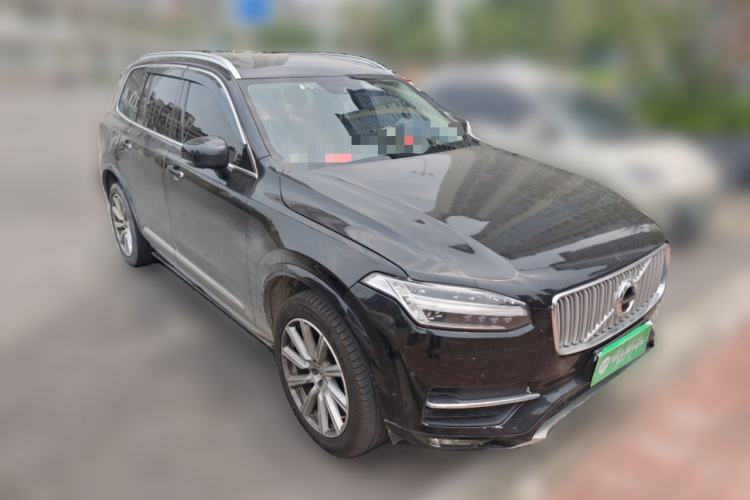 Used Volvo XC90 2019 T6 Prestige 7-Seater China VI Standard Front Right 45 Deg