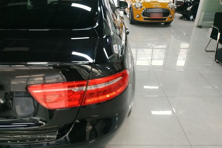 Used Jaguar XEL 2019 2.0T 200 PS Deluxe Edition