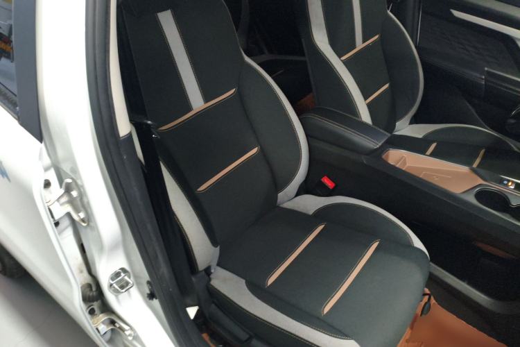 Used SOL E10X 2021 302 km Range Luxury Version 30.2 kWh