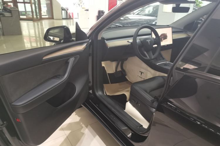 Used Tesla Model Y 2022 Revised Version Long-Range All-Wheel Drive