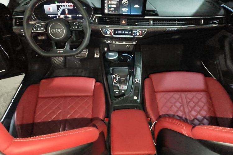 Used Audi S4 2023 S4 3.0TFSI Center Console