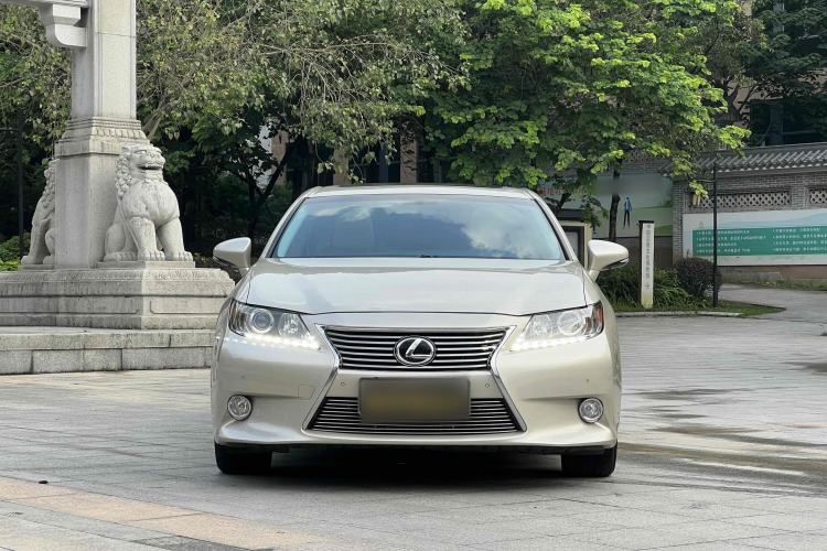 Used Lexus ES 2014 250 Elite Edition
