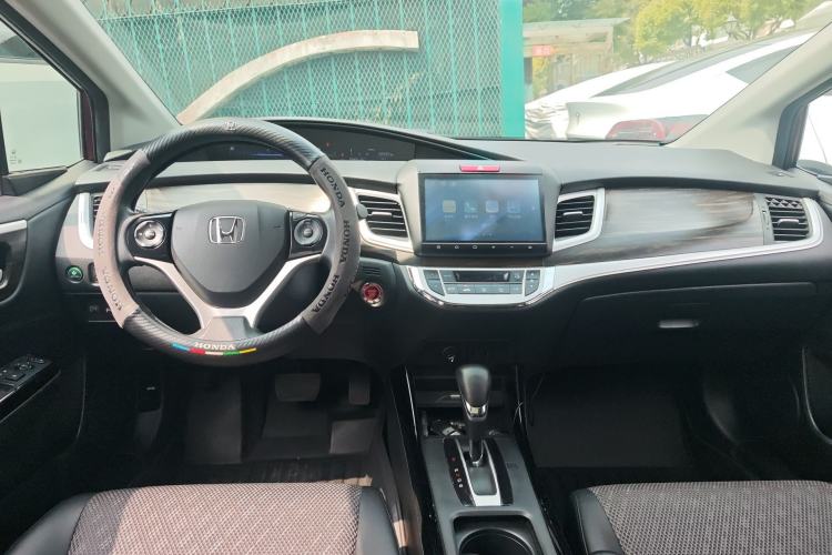Used Honda Jade 2017 210TURBO CVT Fashion Edition 5-seater Center Console