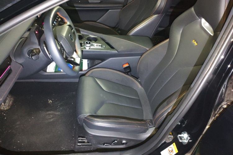 Used CHANGAN UNI-V 2022 2.0T Leading-Speed Edition
