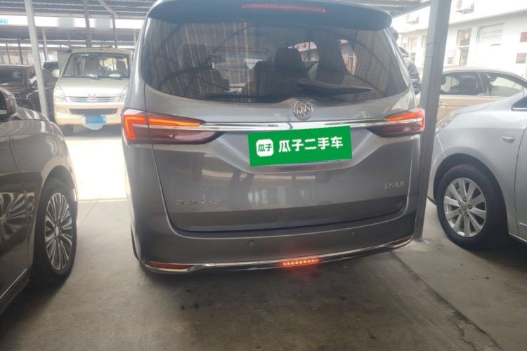 Used Buick GL8 2020 Land Cruiser Executive Class 652T Comfort Model
