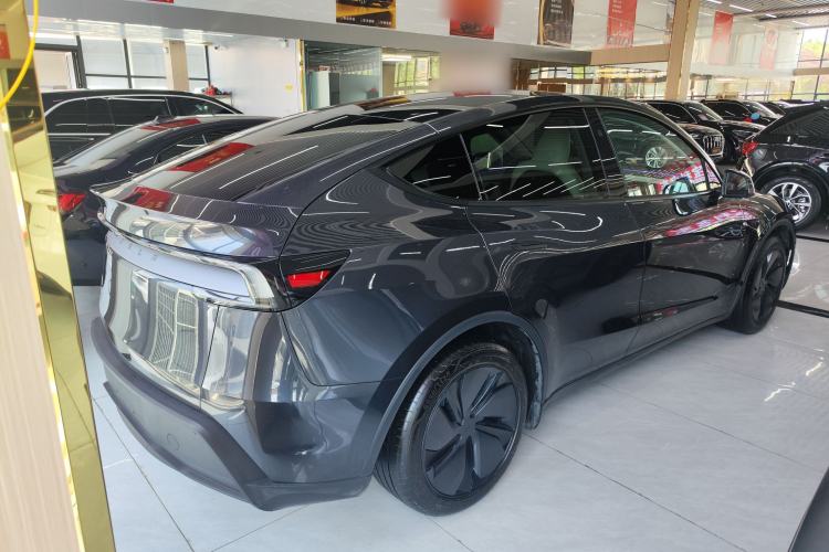 Used Tesla Model Y 2025 Rear-Wheel-Drive Version
