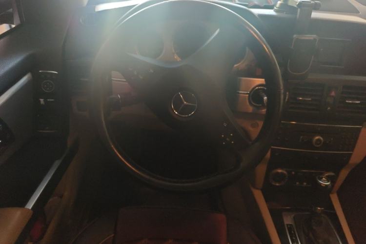 Used Mercedes-Benz GLK-Class 2011 GLK 300 4MATIC Dynamic Model
